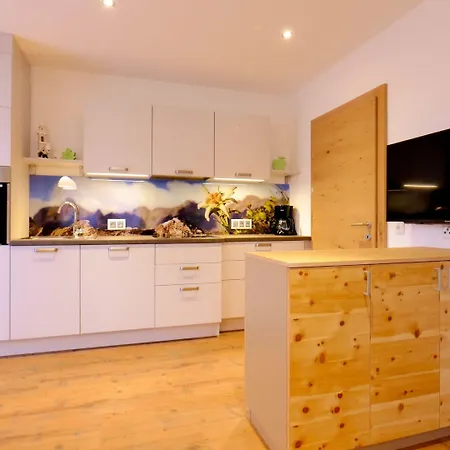 Flat In Near The Area Apartment *